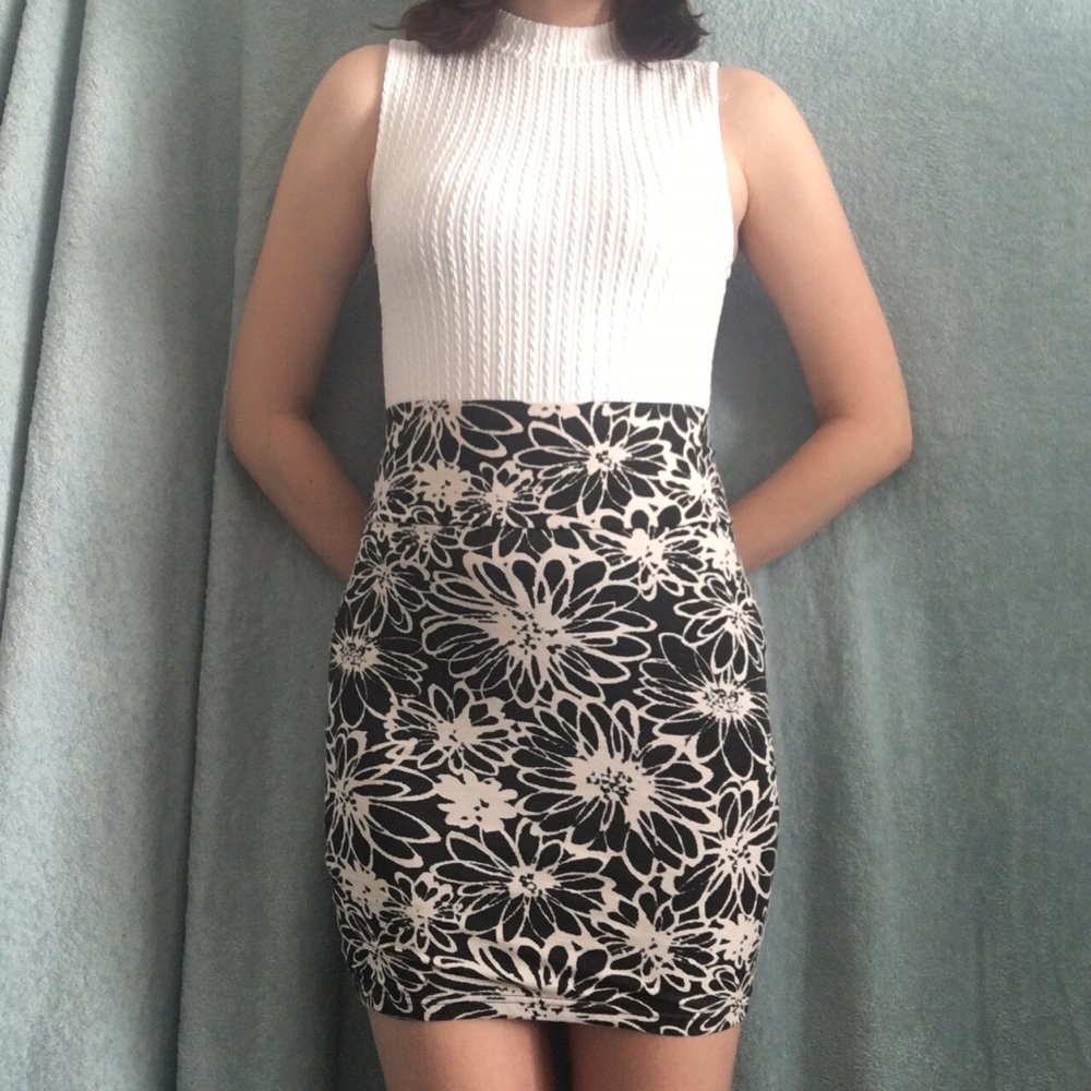 Forever21 Floral Mini-Skirt